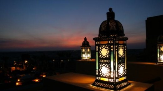 28 FAQs on Fasting in Month of Ramadan